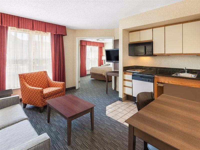 Affordable Suites Of America Detroit-Warren Luaran gambar