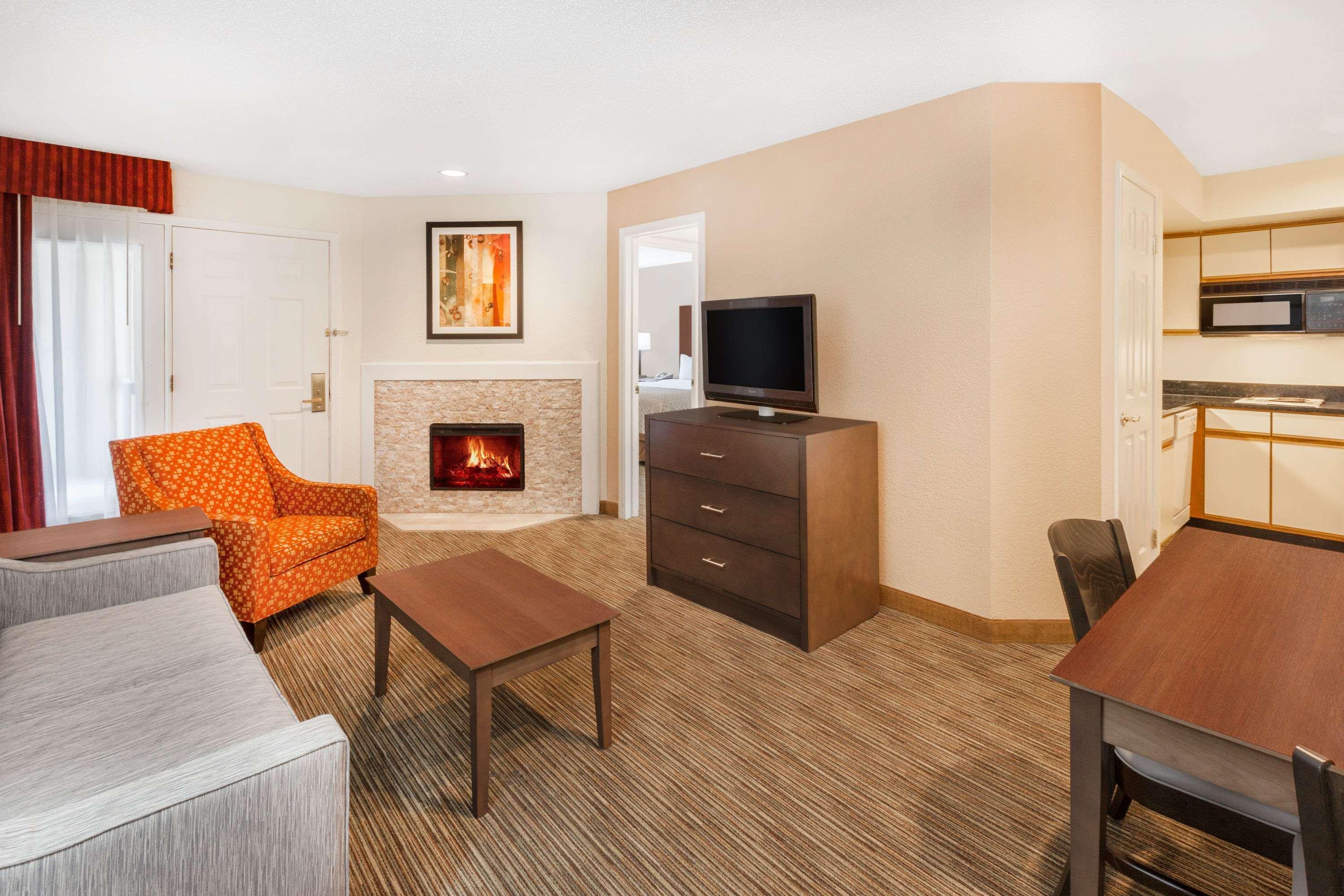 Affordable Suites Of America Detroit-Warren Luaran gambar